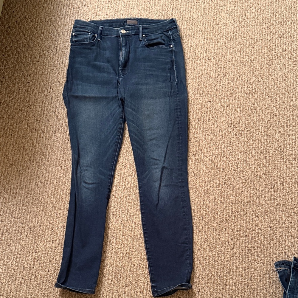 MOTHER Midnight Blue Skinny Jeans. High waisted. Gently worn. Size 30